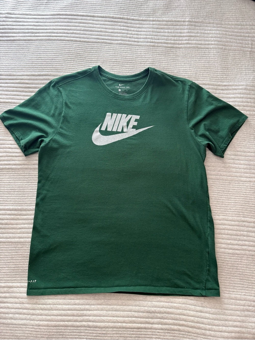 Sz XL - Green Nike Cotton Shirt Short Sleeve